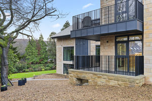 Photo 23- click for photo gallery